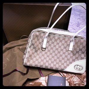 GUCCI medium boston bag with double handles